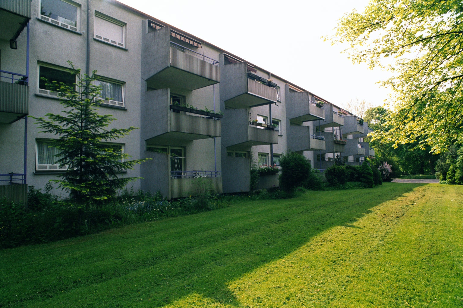 Schöne 2- Zimmer-Wohnung mit Balkon, Fasanenhofstraße 98 C, 70565 Stuttgart