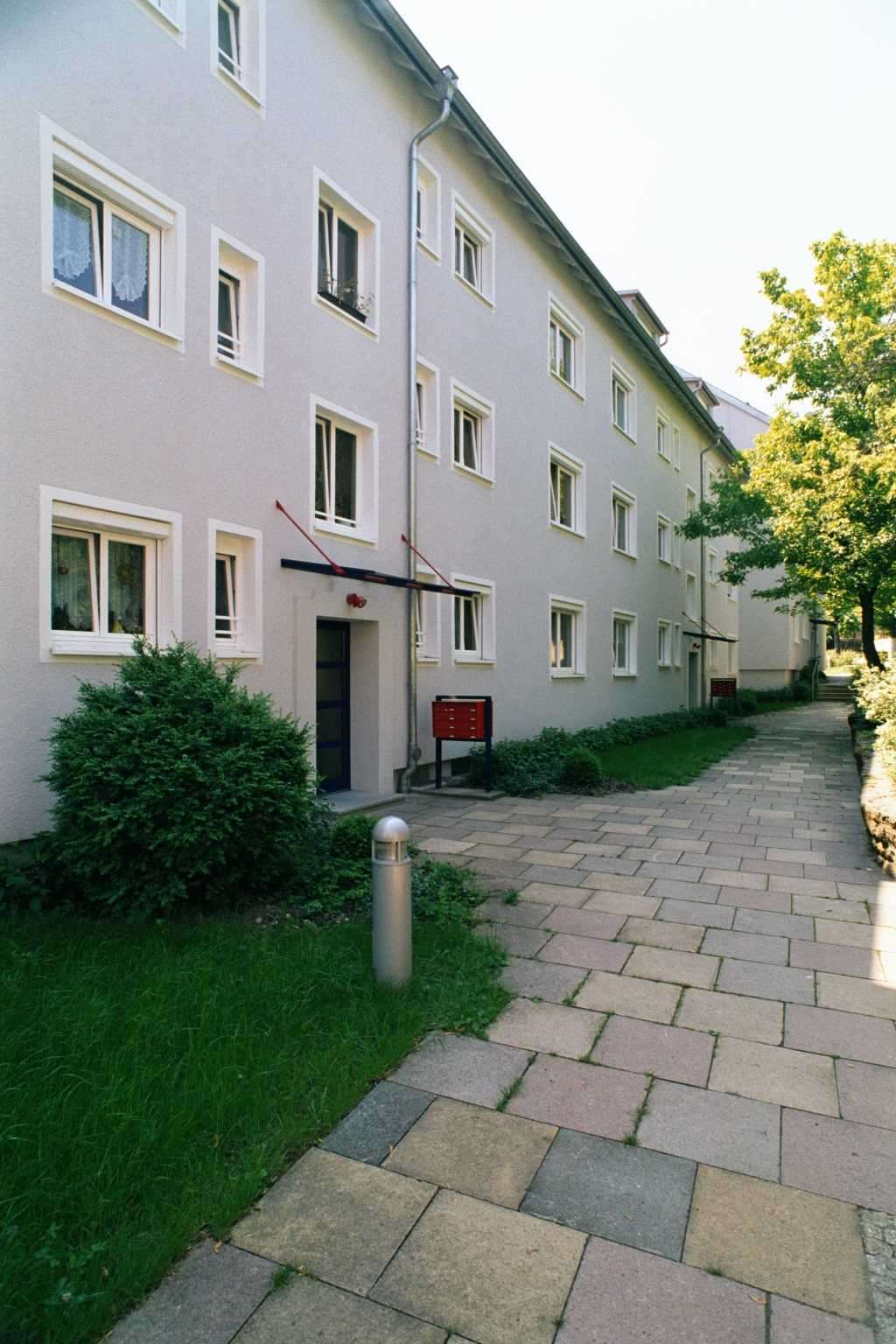 2 Zimmer in Stuttgart Ost, Haußmannstraße 239, 70188 Stuttgart