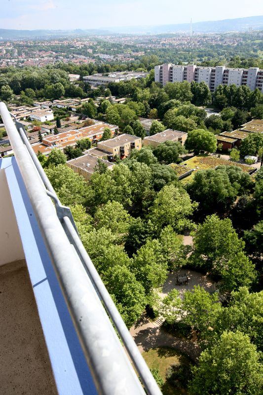 2-Zimmer-Wohnung mit Ausblick in Stuttgart-Freiberg, Adalbert-Stifter-Straße 2, 70437 Stuttgart